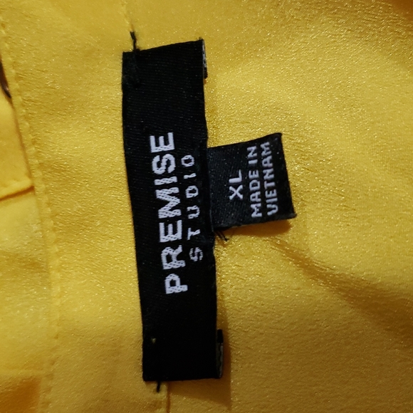 Premise Studio Vibrant Yellow Blouse XL - Picture 4 of 5